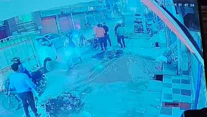 Young man beaten badly after minor collision with bike in Amethi.