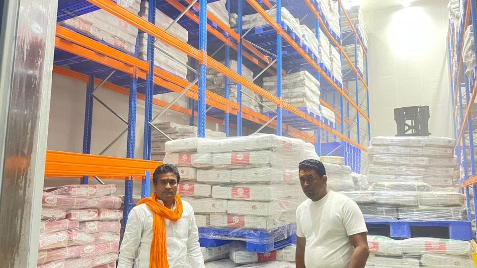 License of gold store involved in beef smuggling suspended