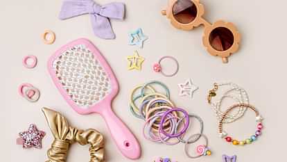 latest hair accessories for easy and simple hair style