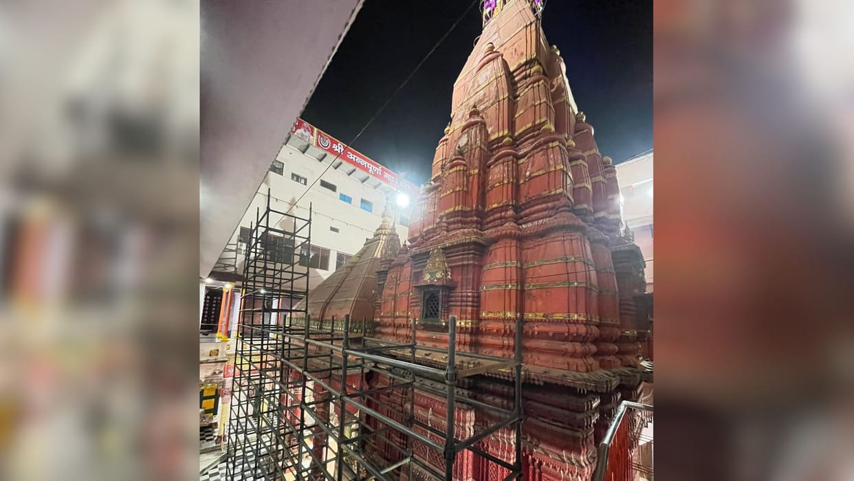 Annapurna temple paint removed using machine 13 lakhs chemicals from cow dung used