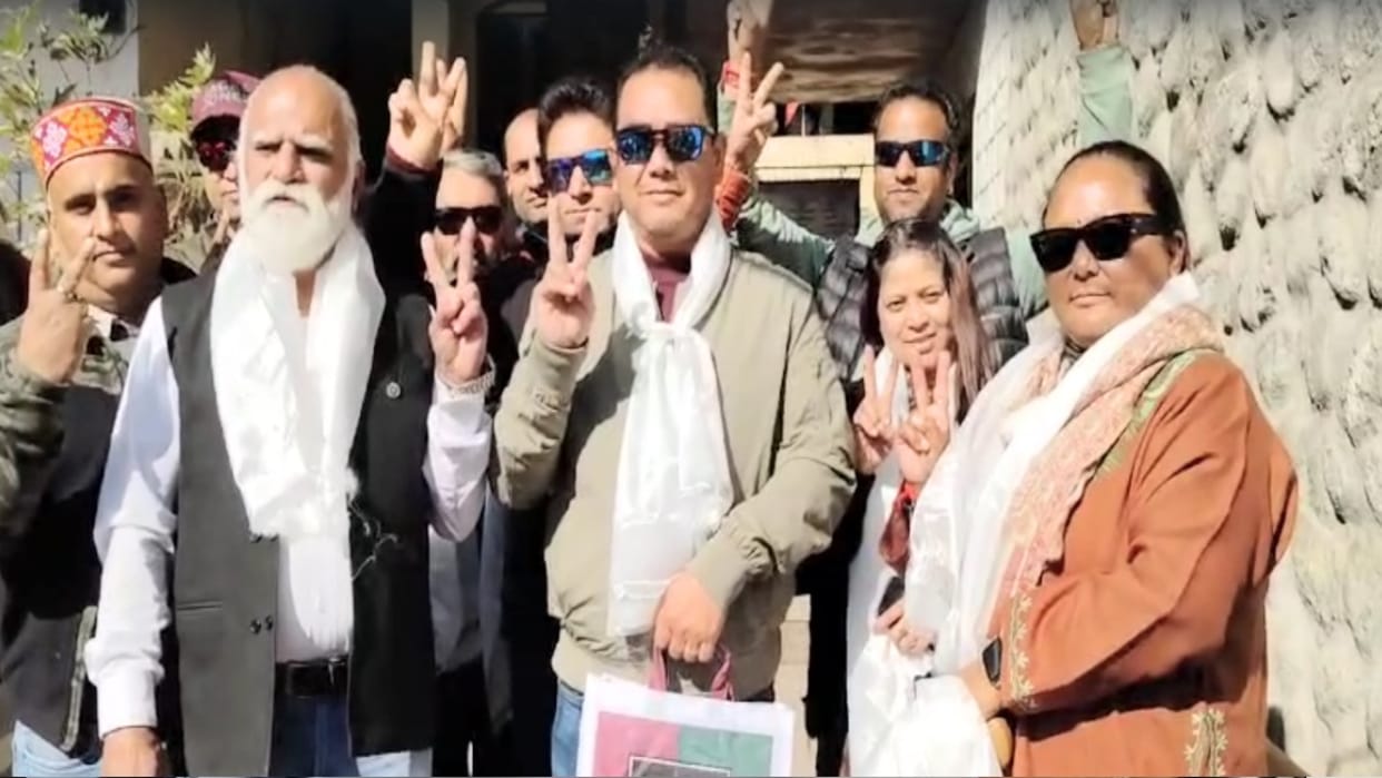 Manoj became the president of Municipal Council Manali, Sunita was elected unopposed as the vice president