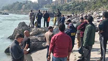 Person drowned while bathing in the Ganges Rishikesh Muni ki reti SDRF Rescue read All Updates