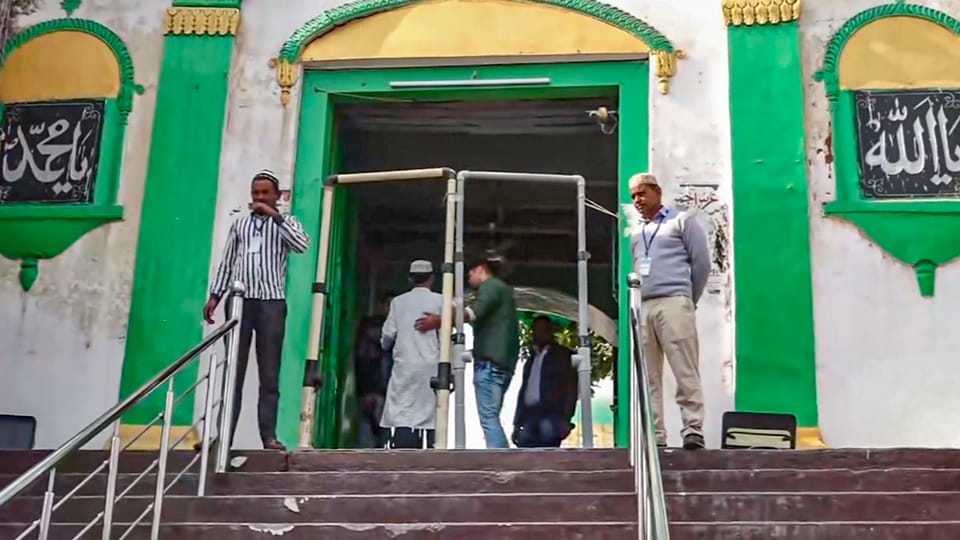 Sambhal violence: Jama Masjid committee will go to High Court, Strategy will be decided in the meeting