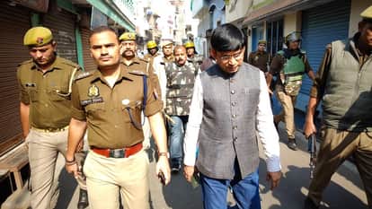 Sambhal: young man story is suspicious, SP said, type of bullet that hit him is not used by police