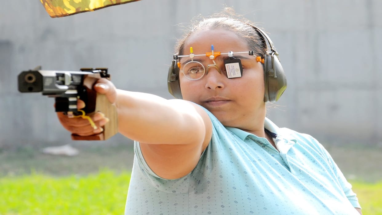 Shooter Neha lost to the politics of administration in Bareilly