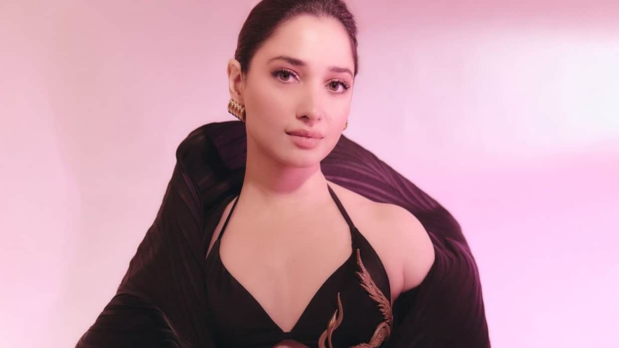 Tamannaah Bhatia Say Rajkummar Rao starrer Film Stree 2 Song Aaj Ki Raat Help Embrace Her Body