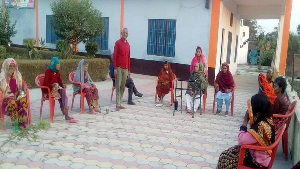 old age home in aligarh