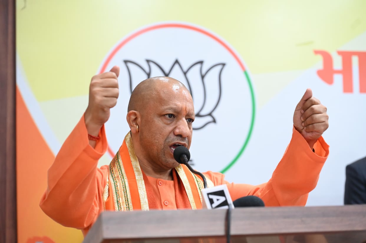 CM Yogi Adityanath wishes Devendra Fadnavish for being chief minister of Maharashtra.