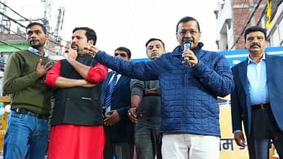 दिल्ली: बुराड़ी में केजरीवाल ने की जनसभा, कहा- महिलाओं को मिलेंगे 1000 रुपये