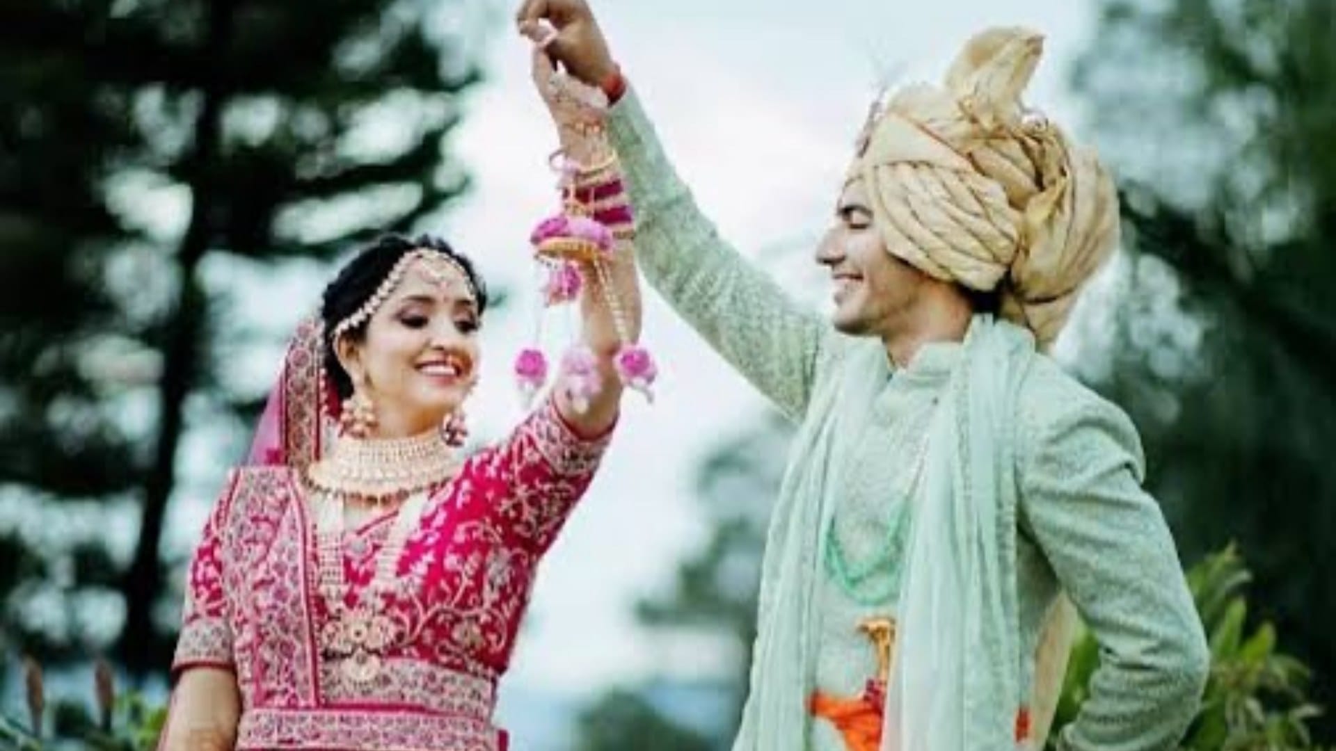 Pandya Store Fame actor Akshay Kharodia announced Separation from wife Divya Punetha