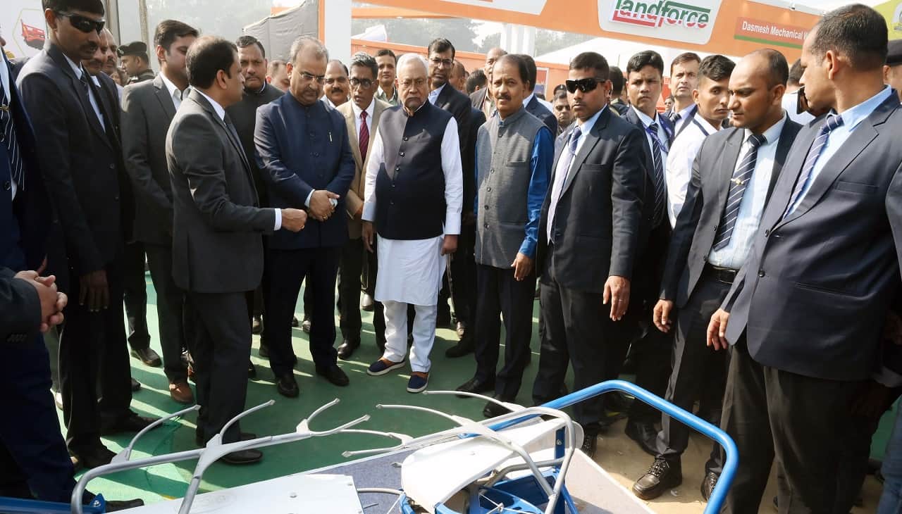 Bihar News: CM Nitish Kumar inaugurates agricultural mechanization fair Agro Bihar-2024 in Patna