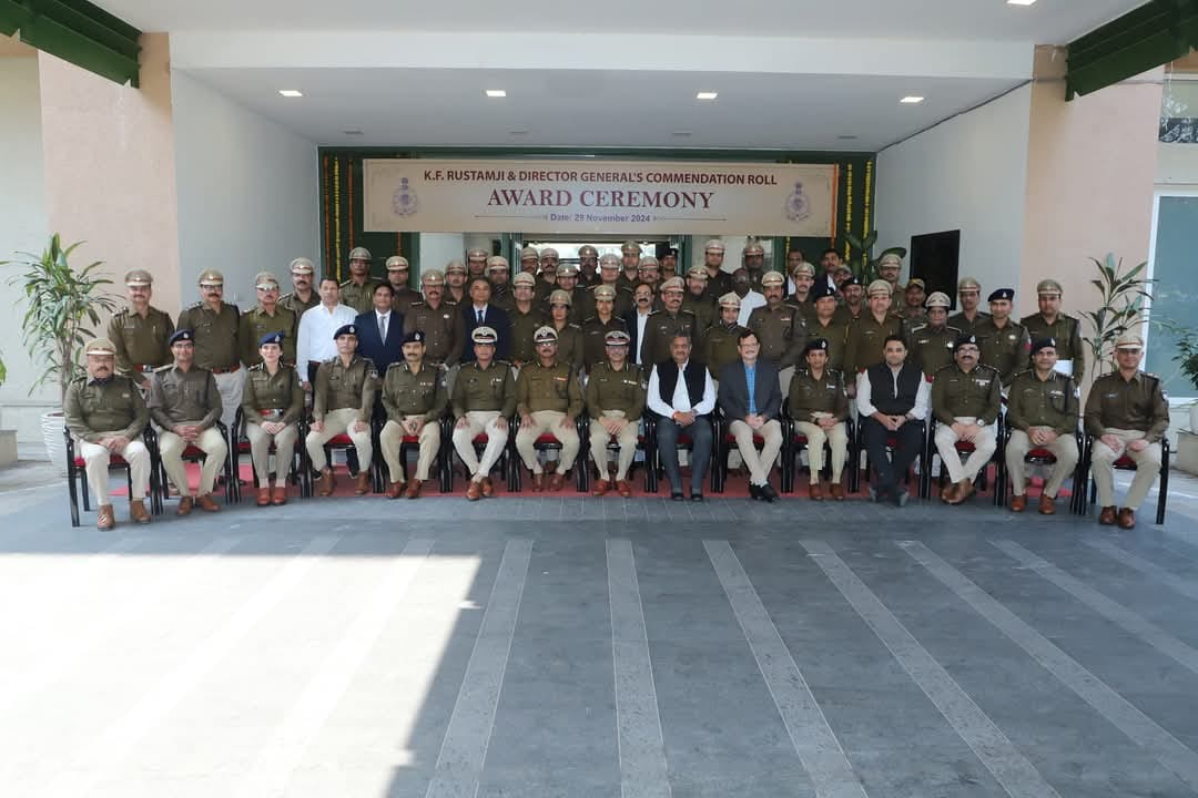 MP News: KF Rustomji Award to 55 police officers, DGP said - Policemen steadfast on duty are sources of inspir