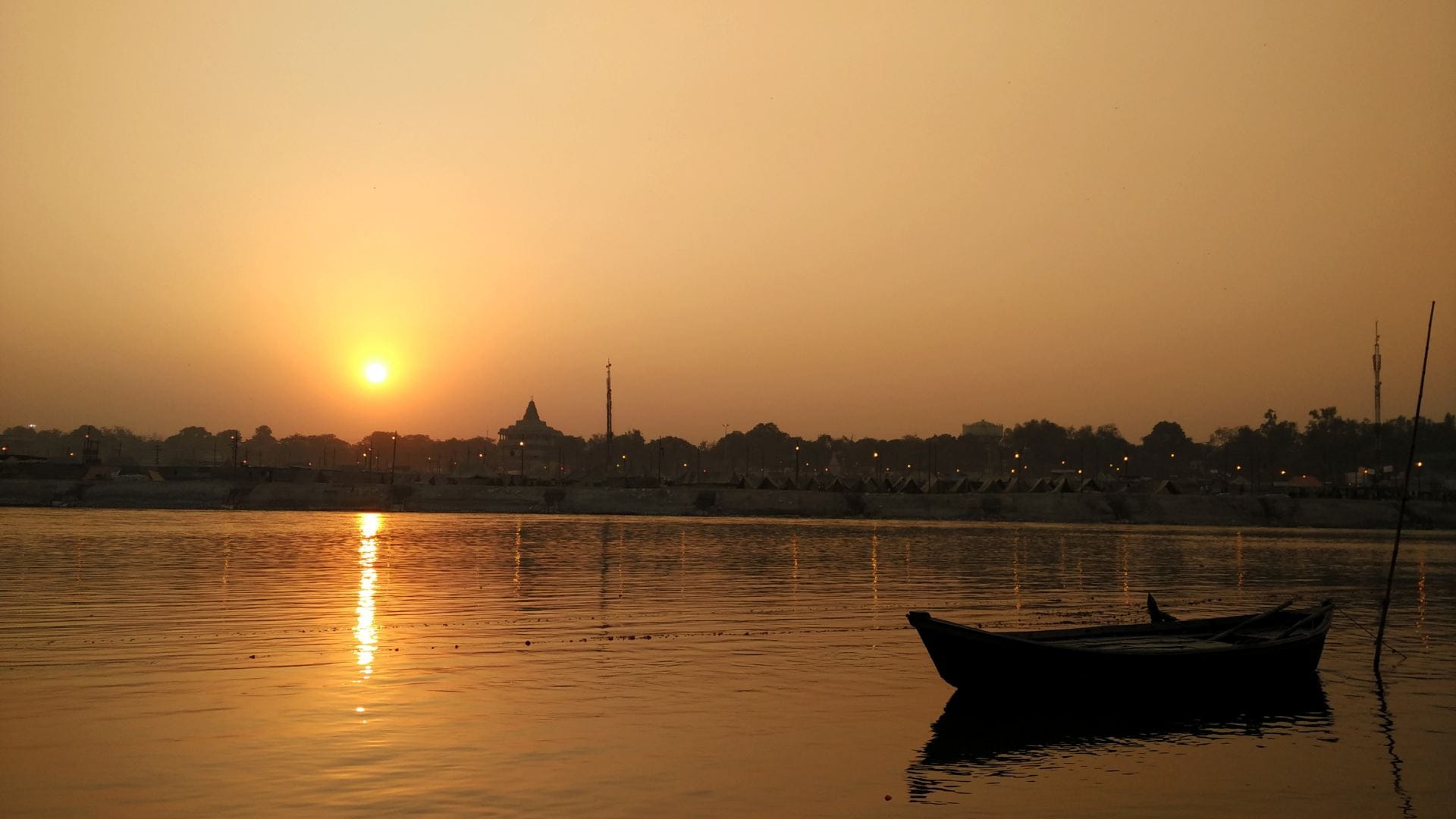 Makar Sankranti 2026 Snan Muhurat in Hindi Importance Of Scared Bath