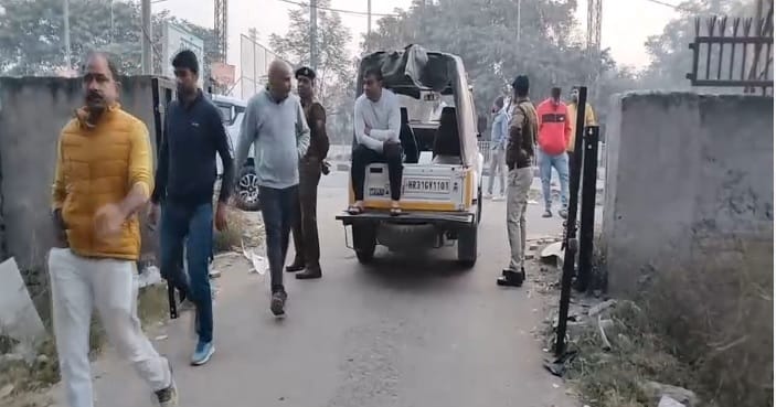 Two crore ransom case in Narwana, encounter between two criminals in car and police