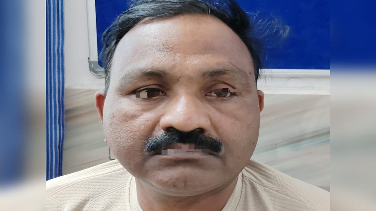 Aliganj police station inspector arrested while taking bribe in Bareilly