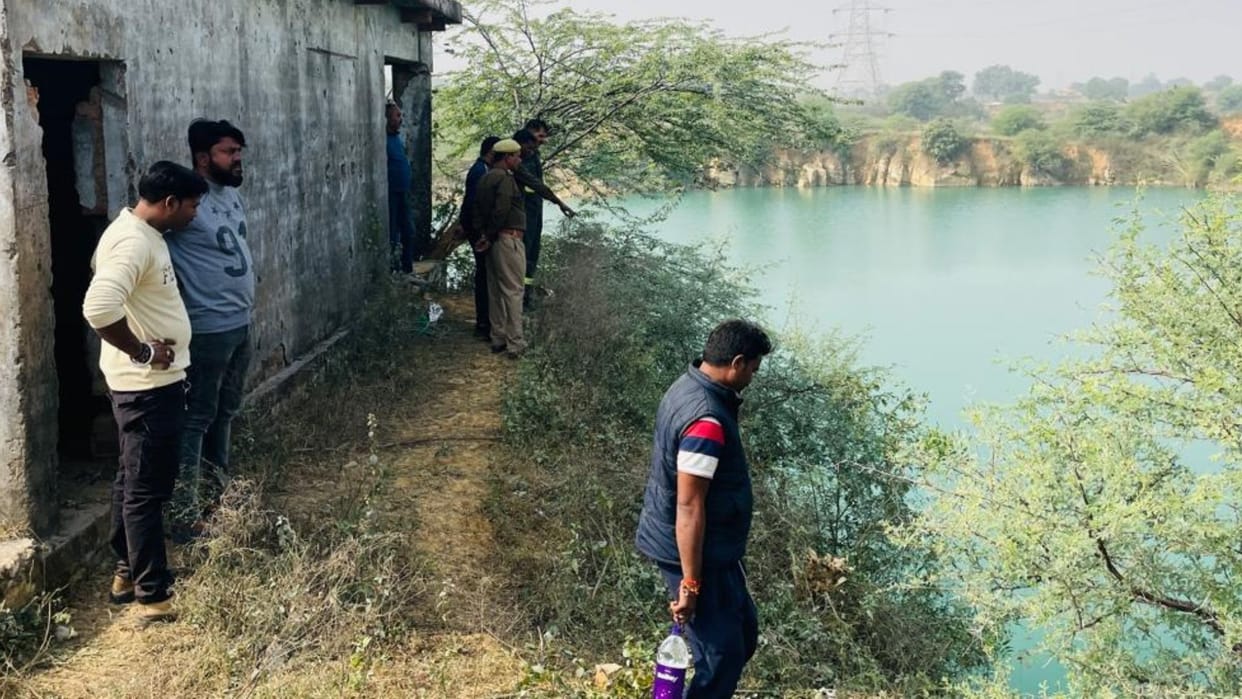 young man drowned water-filled mine in sonbhadra gone celebrate party friends accident happened