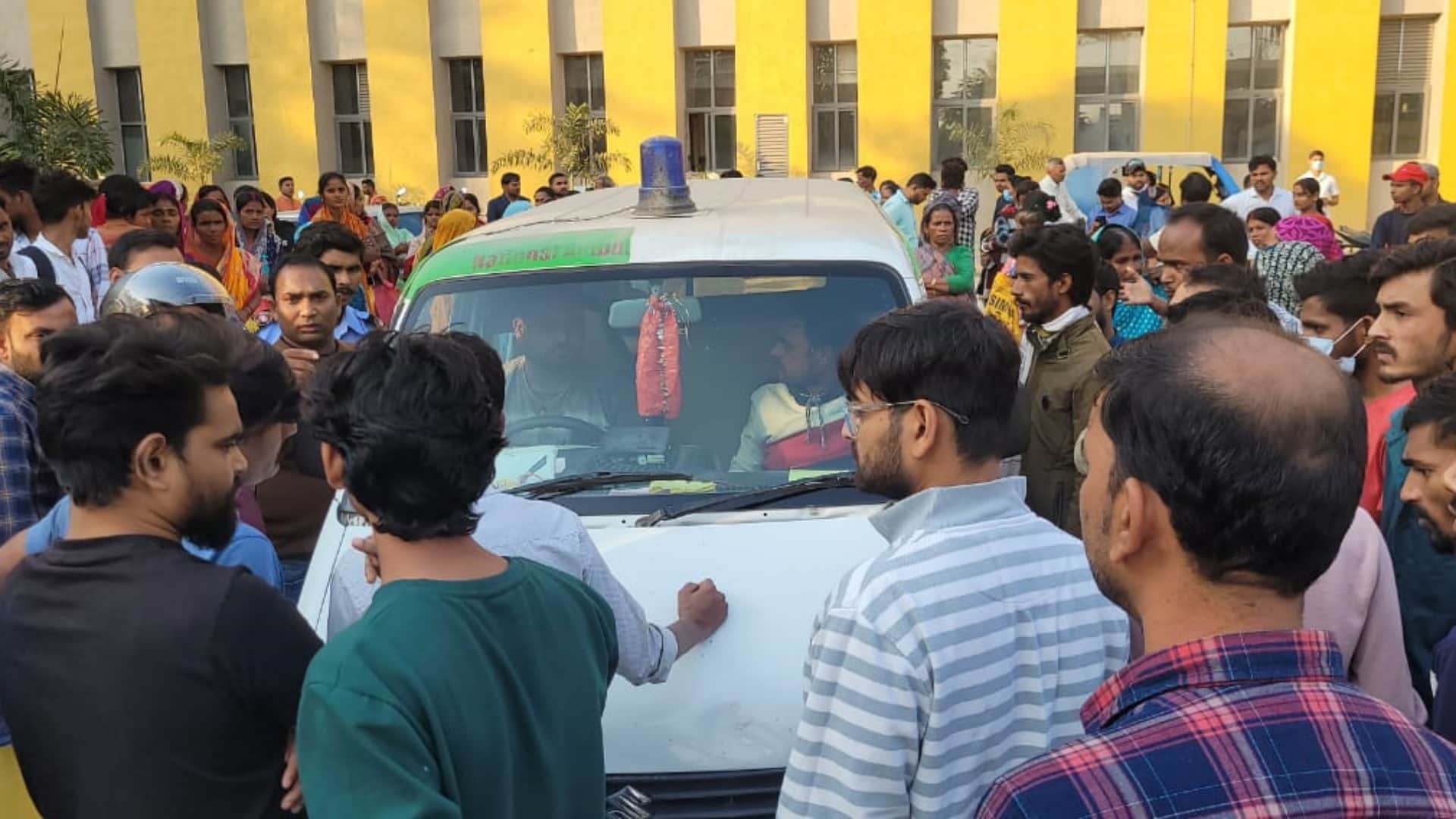 Purnea News: Uproar over death of mother and child in GMCH, family members accuse doctors of negligence