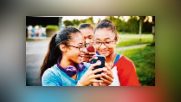 Australia becomes first country to impose national ban on social media for children under 16 years