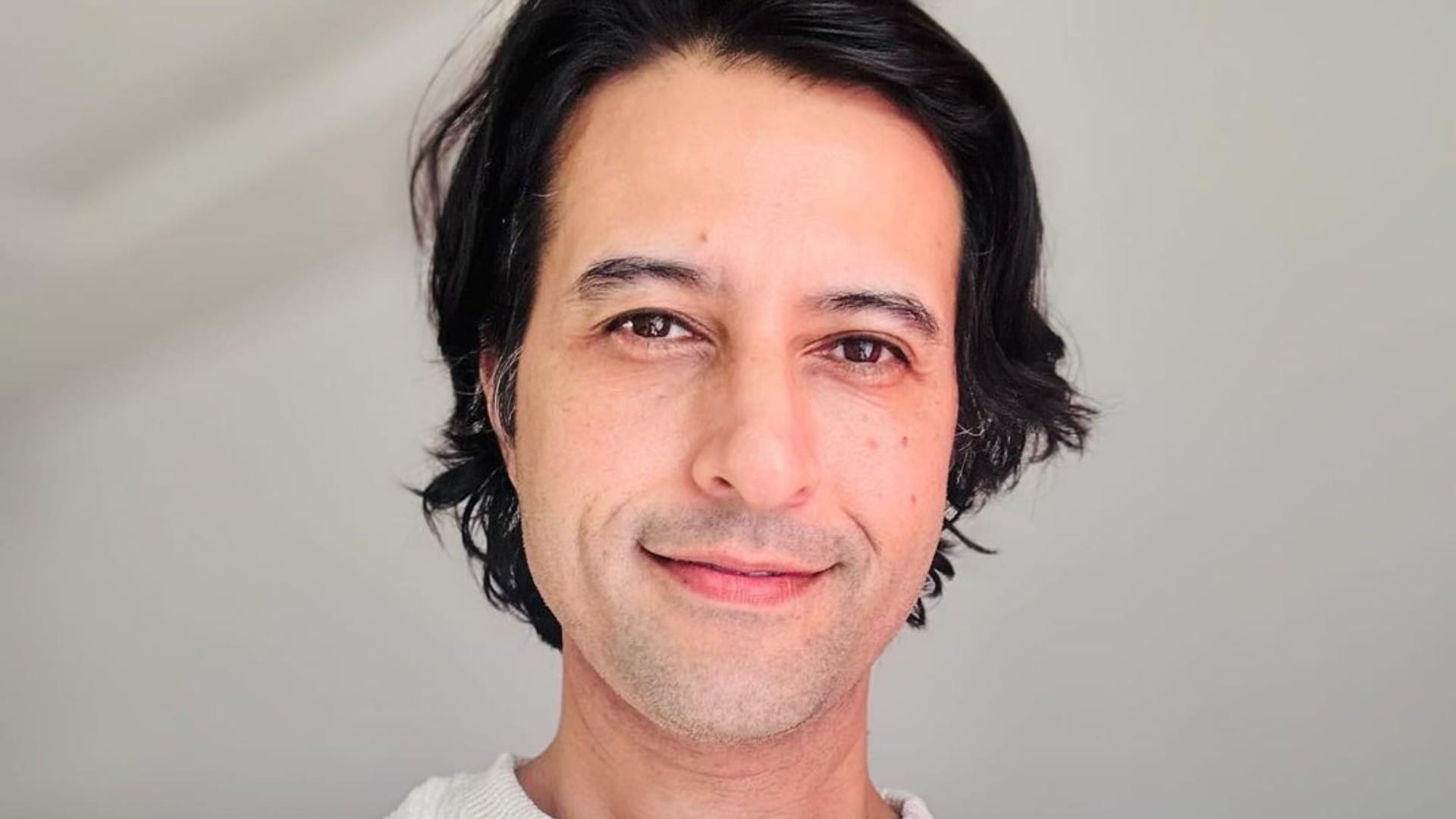 Apurva Agnihotri started his film career with Pardes know about TV shows jassi jaisi koi nahi