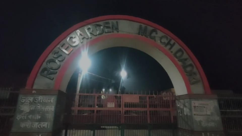 Night shelter gate will not open after 10 pm in Charkhi Dadri