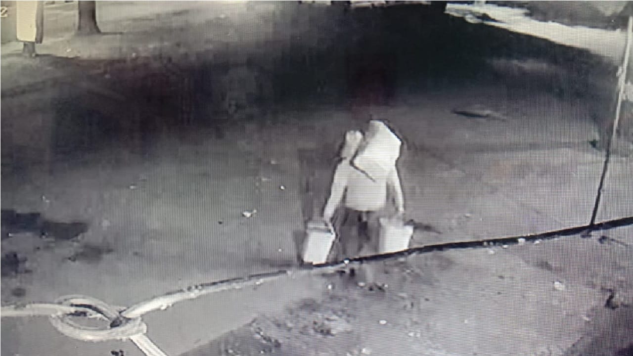 thieves ate lot of cashews and almonds, stealing for 4 hours 500 meters away from police station In Chandigarh