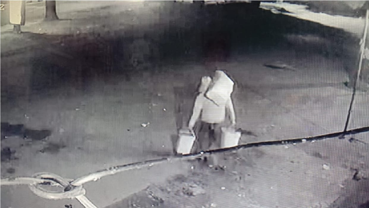 thieves ate lot of cashews and almonds, stealing for 4 hours 500 meters away from police station In Chandigarh
