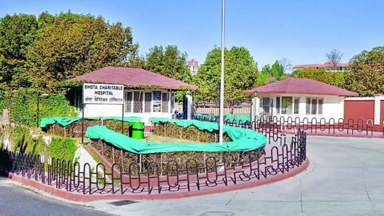 Radha Soami Hospital Bhota will open again for patients from Monday staff will also return