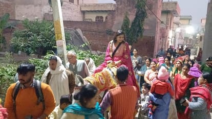 UP: Daughter's horse riding in Baghpat, danced a lot with relatives