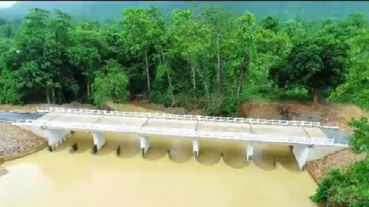 ‘Bridge-cum-Bandhara’: a dynamic multi-functional approach for changing the rural landscape