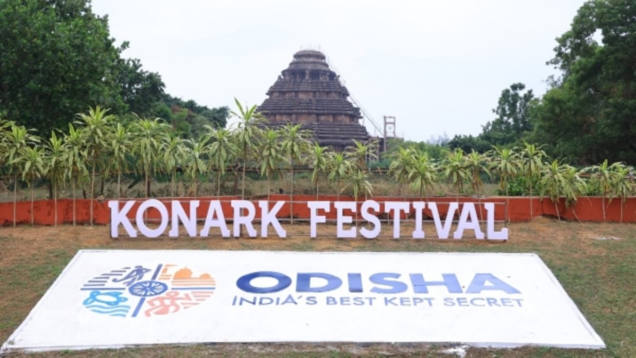 Mini India seen in Odisha, amazing sand art with dance in Konark and International Sand Art, see picture