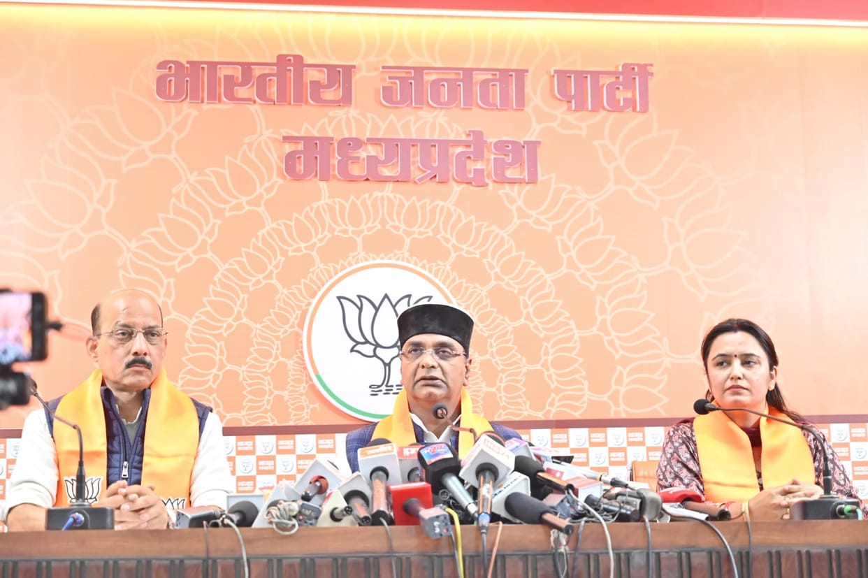 MP News: Minister Vishwas Sarang said - Jitu and Umang are pretending to be united to hide the factionalism of