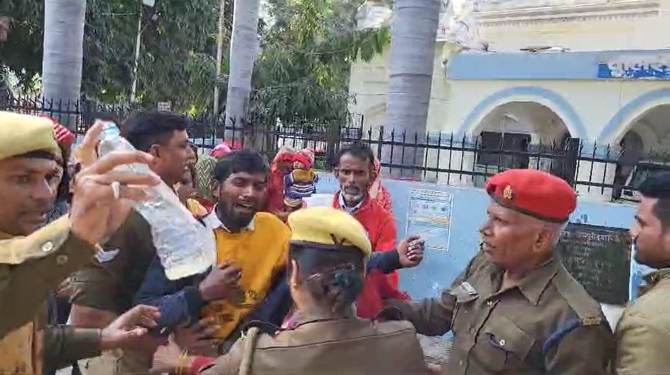 Father reached SP office to commit suicide screams tore his heart said - son has been murdered