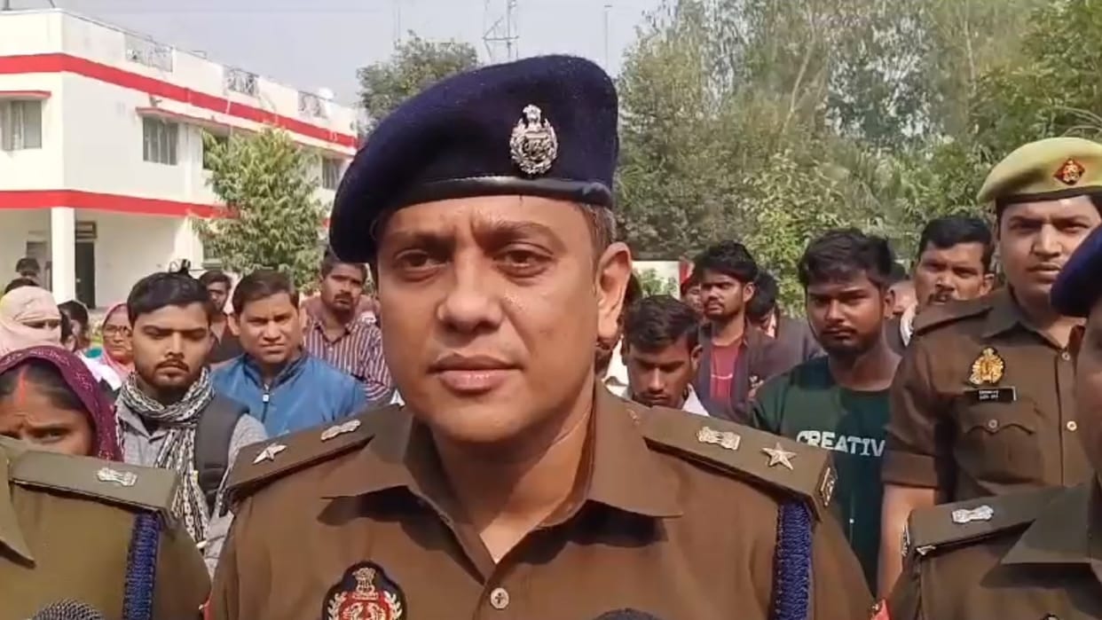 Ambedkarnagar: Police returned Rs 22 lakh to 11 victims of cyber fraud.