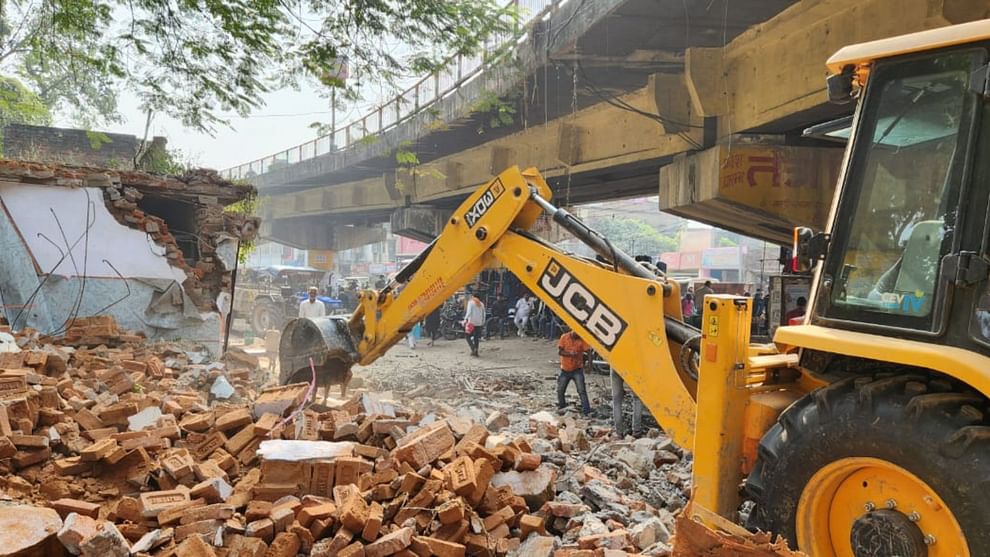 Encroachment under the over bridge demolished underpass will be built to get rid of jam