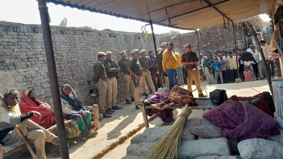 Gajraula: girl murdered by strangulation with dupatta, body found lying room of house, one accused custody