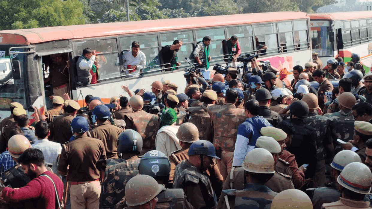 Delhi Noida Farmes Protest Farmers removed from Dalit Prerna Sthal update news