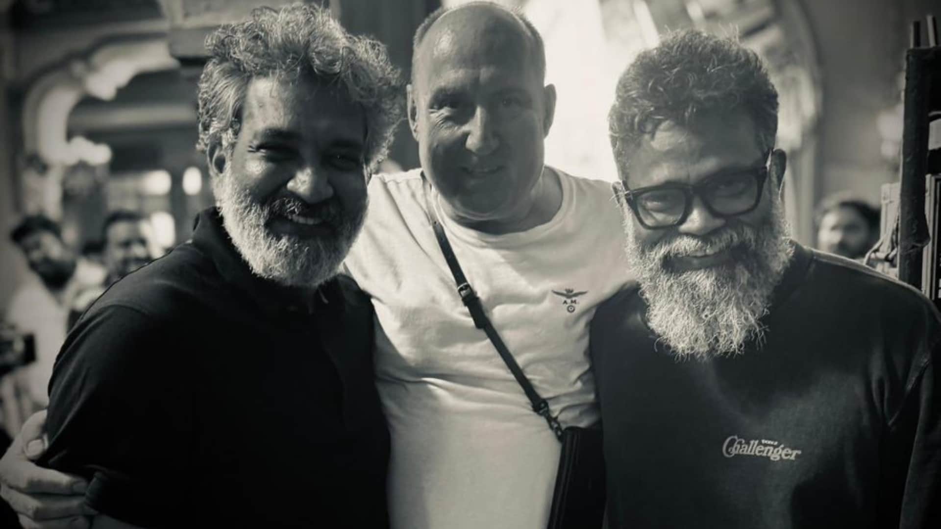 SS Rajamouli reviews Allu Arjun entry scene from Pushpa 2 at pre release event fans excited