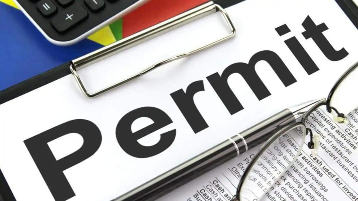 Himachal News Private operators will get route permits for Tempo Traveller
