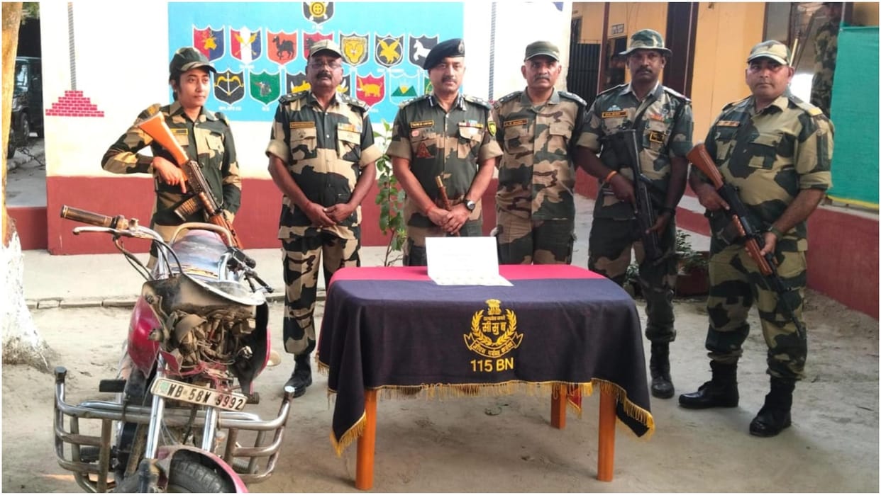 India-Bangladesh border: BSF caught 2.1 kg gold worth Rs 1.62 crore, smuggler arrested