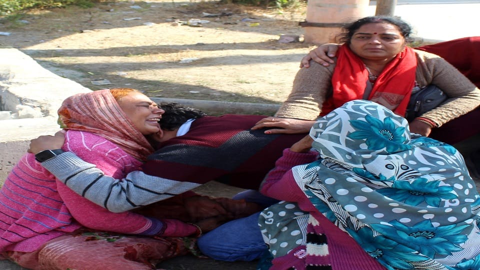 Shikshamitra died due to electric shock