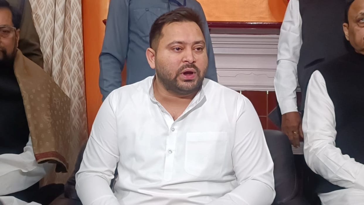 Bihar News: Tejashwi yadav announced free electricity in bihar after congress party 400 unit free in delhi