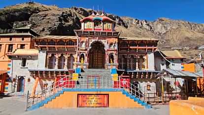 Uttarakhand Weather temperature reached minus seven degrees in Badrinath Dham water of Rishi Ganga froze