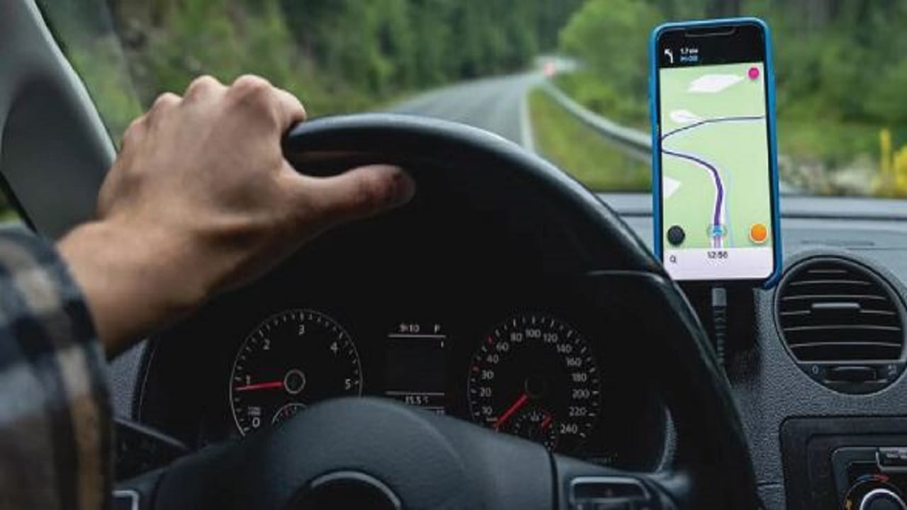 do not blindly trust Google Maps be careful while driving car