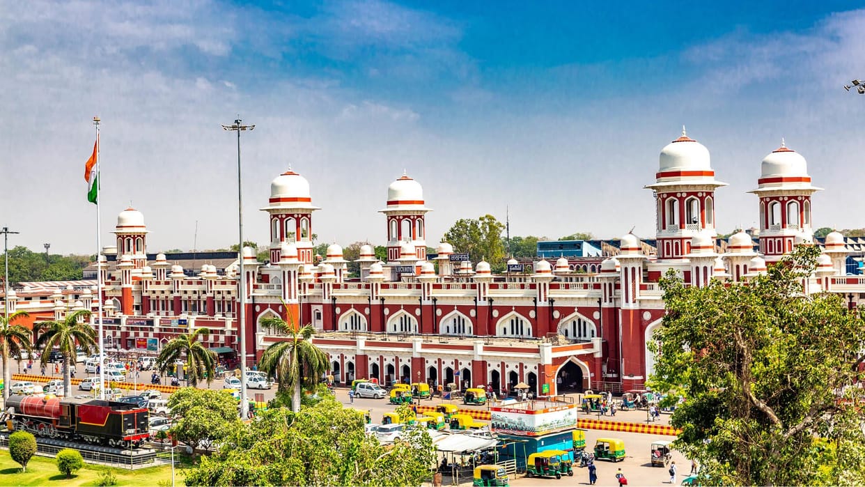Lucknow: On the lines of airport, Charbagh station will have ultra-modern toilets, fee will have to be paid fo