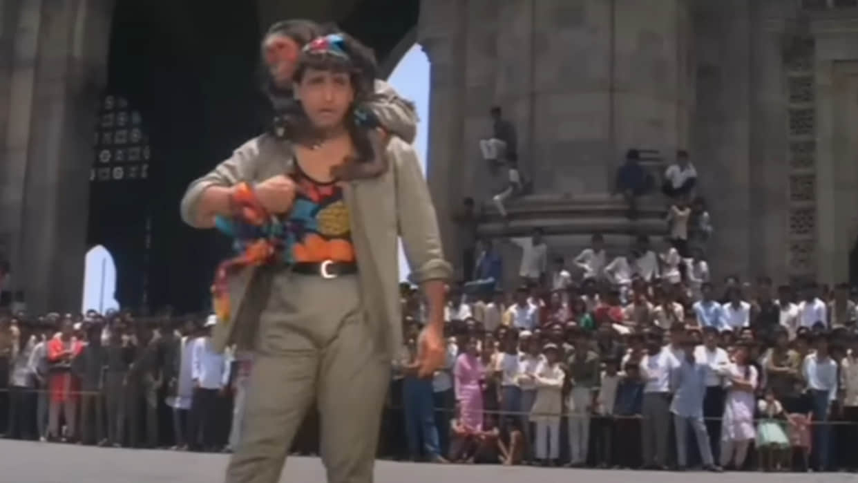monkey was paid more than govinda chunky pandey in aankhen revelation in the great indian kapil sharma show