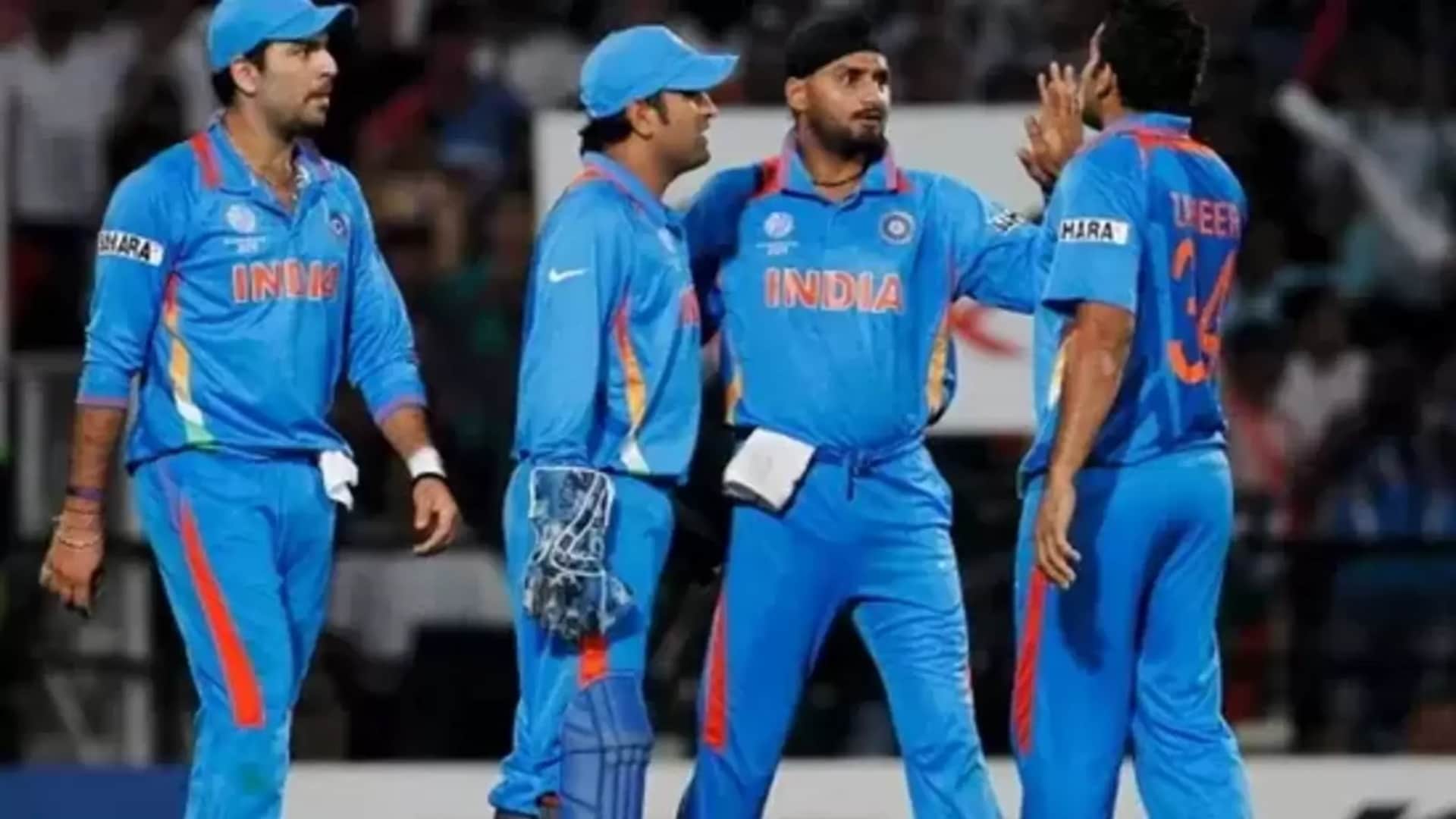 Harbhajan Singh shocking remark on equation with MS Dhoni, says we don't talk anymore not friends anymore IPL