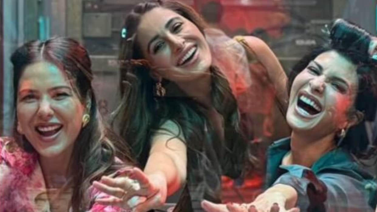Housefull 5 Nargis Fakhri teases We are coming for you shares lovely Photos Sonam Bajwa Jacqueline Fernandez