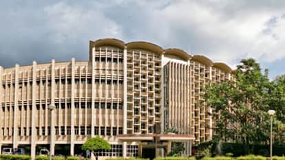 IIT Bombay discovered bacteria that destroy pollutants in soil, It is also helpful in increasing nutrients