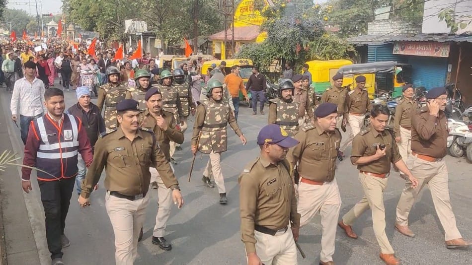 Indore news bangladesh Hindu save protest rss bjp