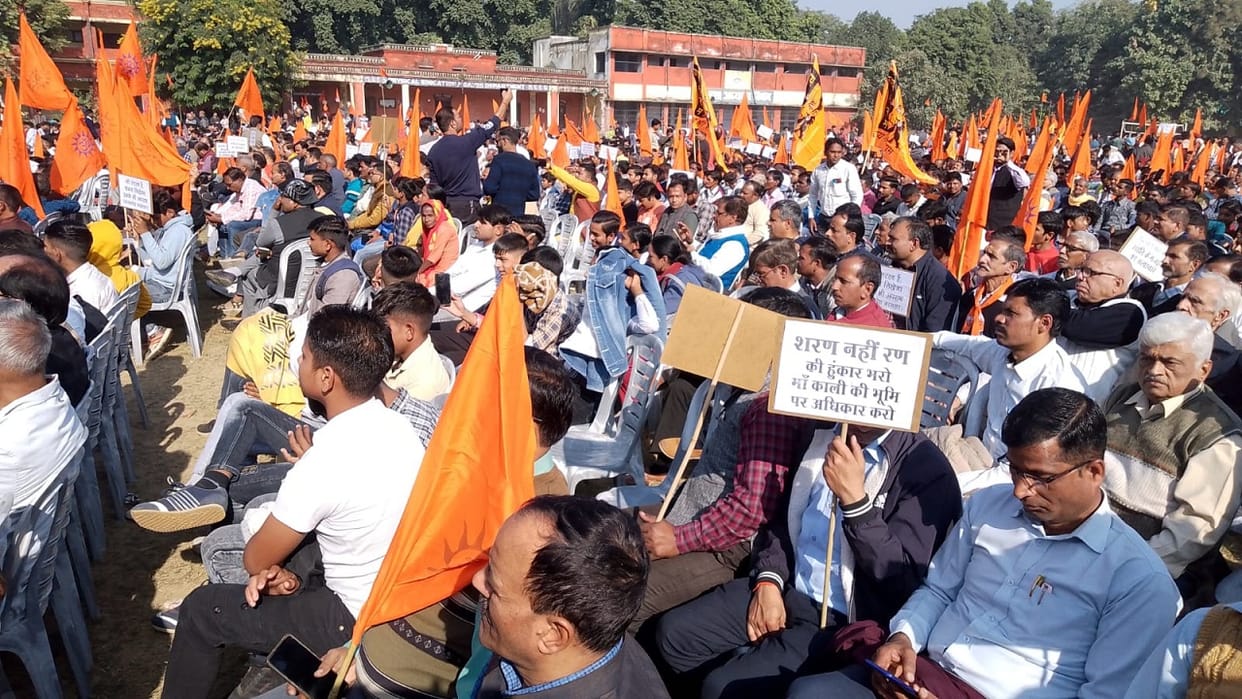 People protests against atrocities on Hindus in Bangladesh